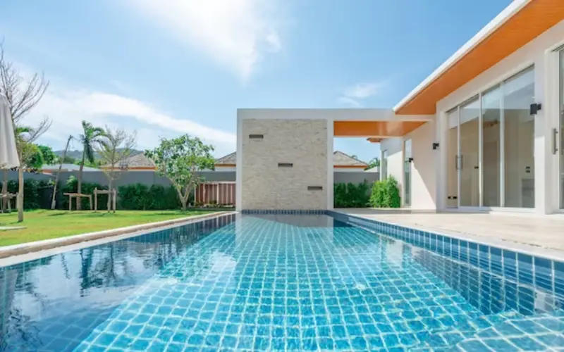 swimming pool renovation