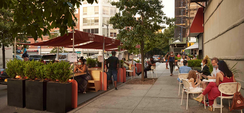 Restaurant-Use-Barricades-For-Outdoor