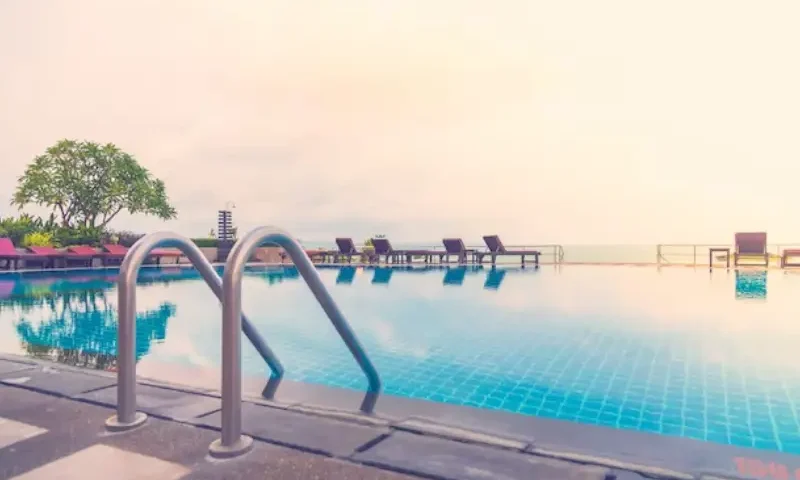 swimming pool renovation